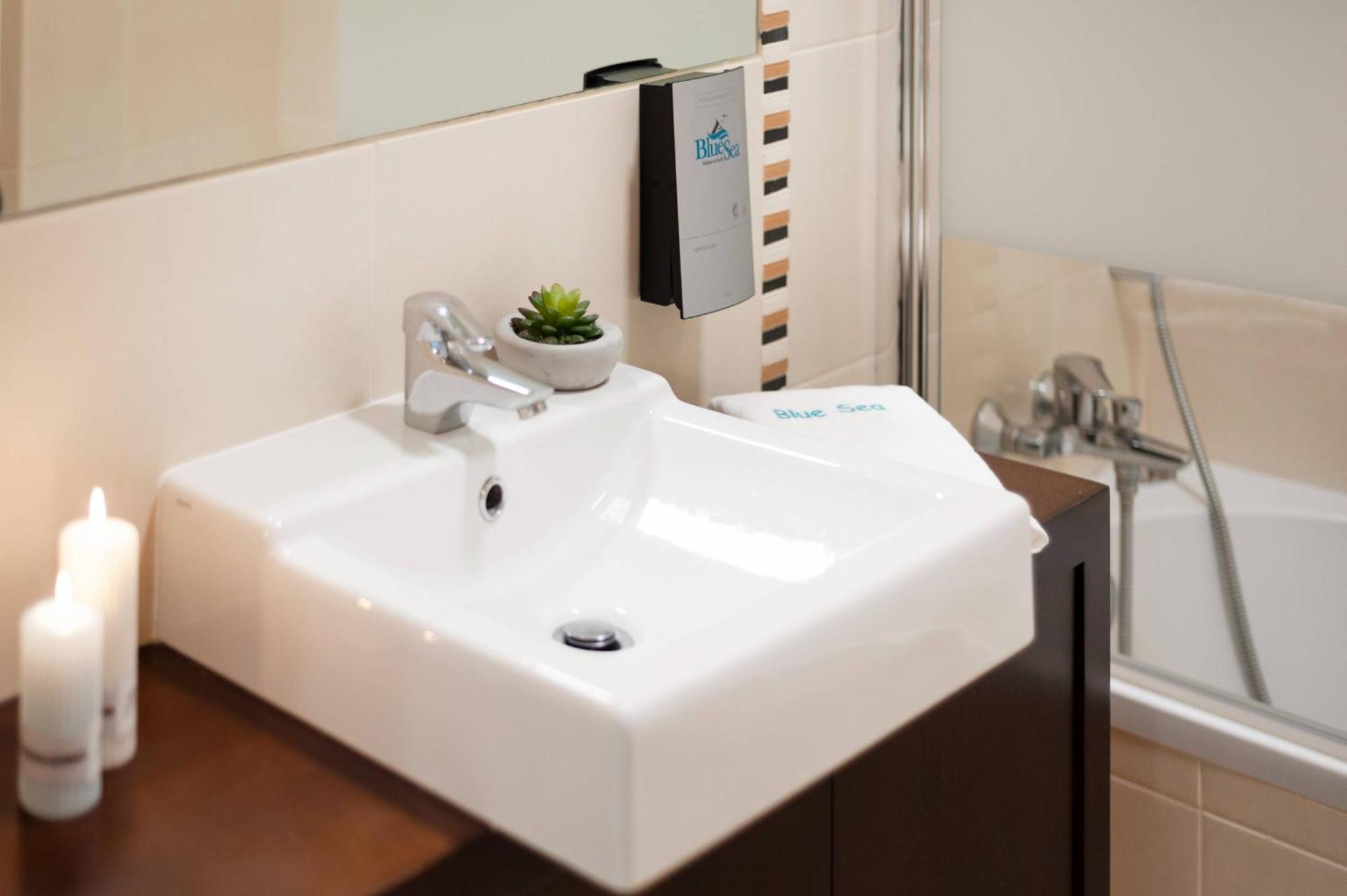 Apartment Oura - Bluesea *